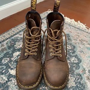 Dr.Martens size women’s 9/mens 8